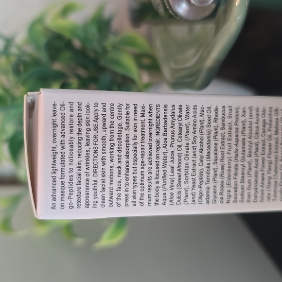 Grown Alchemist Age-Repair Sleep Masque - Picture 4 of 6